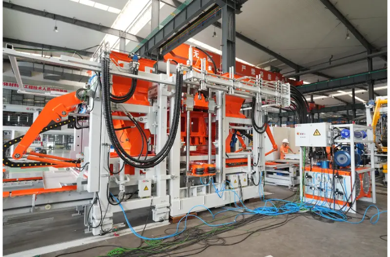 W pełni automatyczna linia do produkcji cegieł Zenith T12 zmienia krajobraz produkcyjny w branży.
