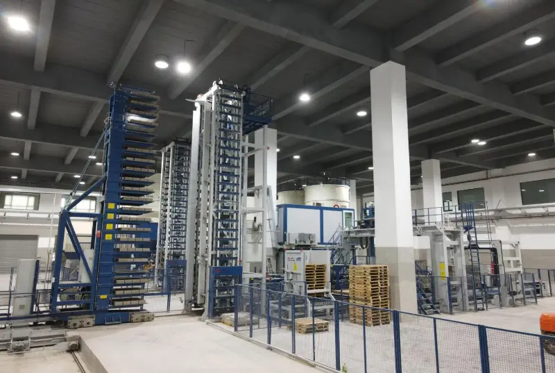 Recykling odpadów budowlanych w Azji Południowo-Wschodniej: Zamień odpady rozbiórkowe w bloki betonowe za pomocą maszyn do produkcji bloczków QGM