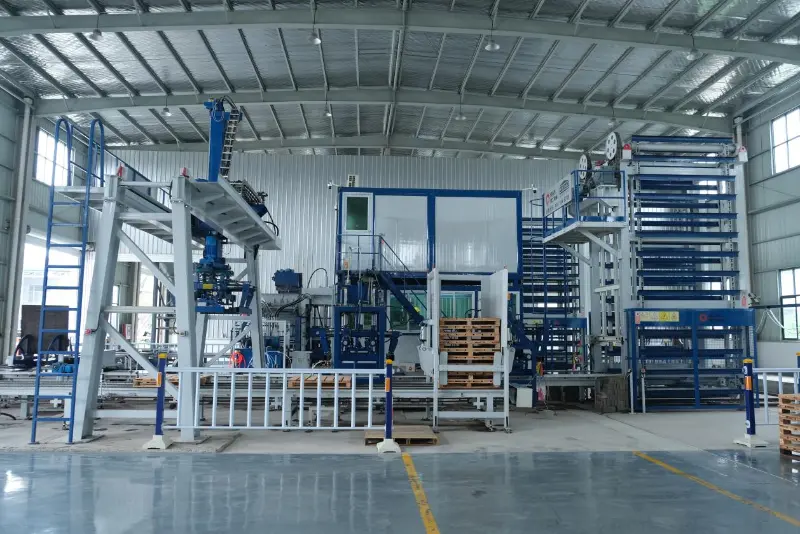 Jak wybrać niezawodnego producenta zintegrowanych maszyn do produkcji bloków