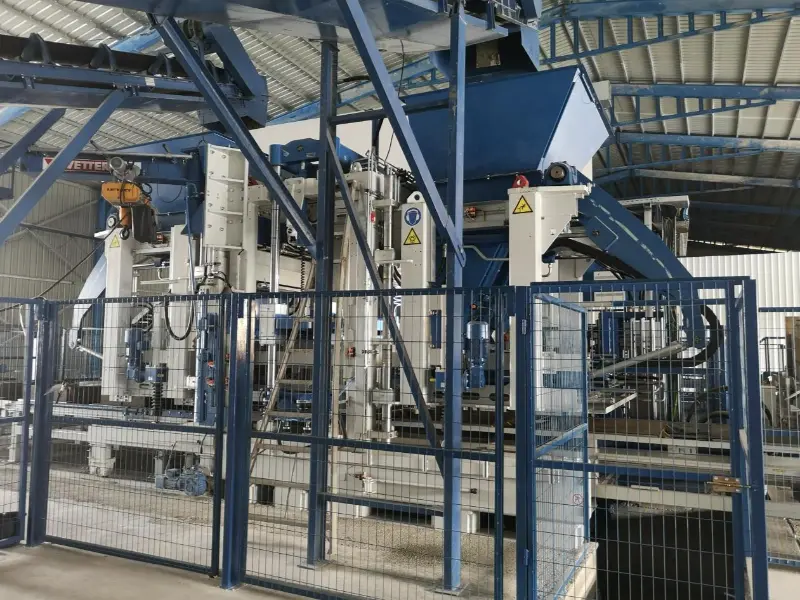 Dlaczego automatyczne maszyny do produkcji bloków QGM cieszą się zaufaniem na rynkach światowych