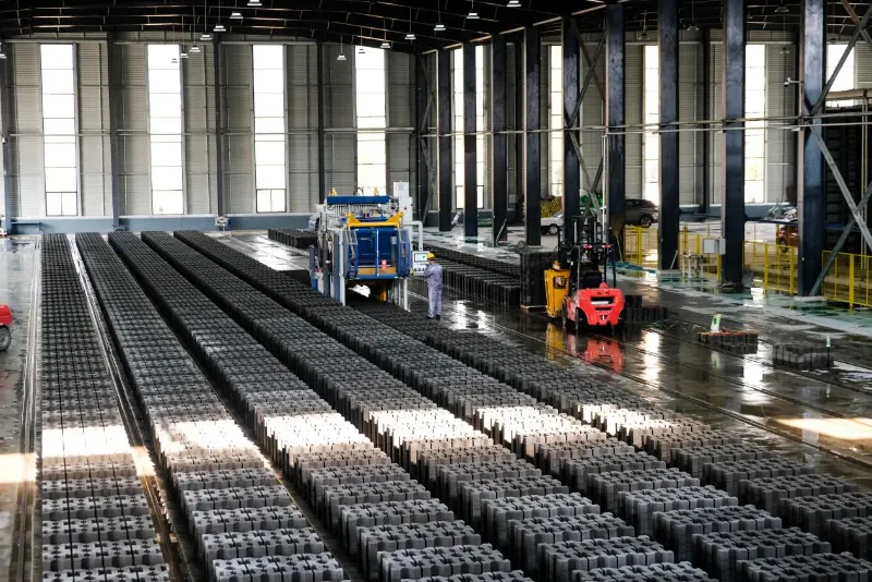 Mobilna maszyna do produkcji bloczków ZN940SC: rozwiązanie do betonu bez palet
