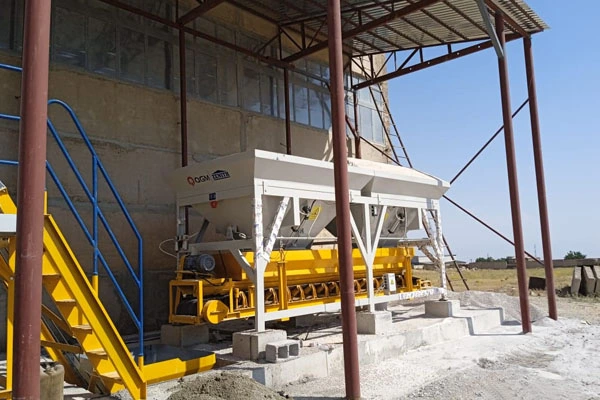 Automatyczna maszyna do produkcji bloków QT6 w Armenii, od 2022 r